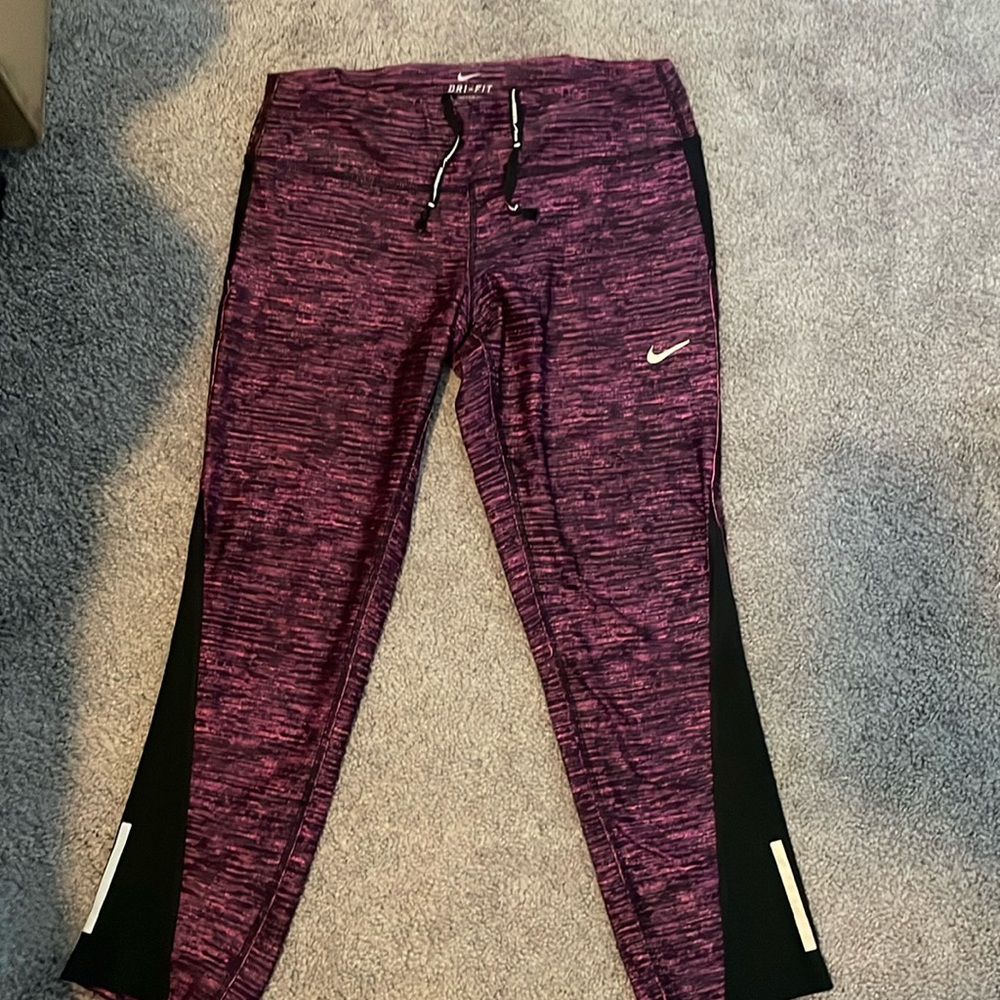 Nike dri-fit 3/4 leggings